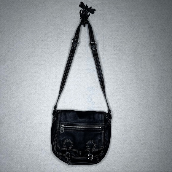 Marc By Marc Jacobs Handbags - Marc By Marc Jacobs Black Leather Cross Body Bag with Patterned Lining
